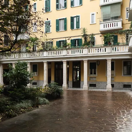 Apartmán La Petite Gae Aulenti Milán